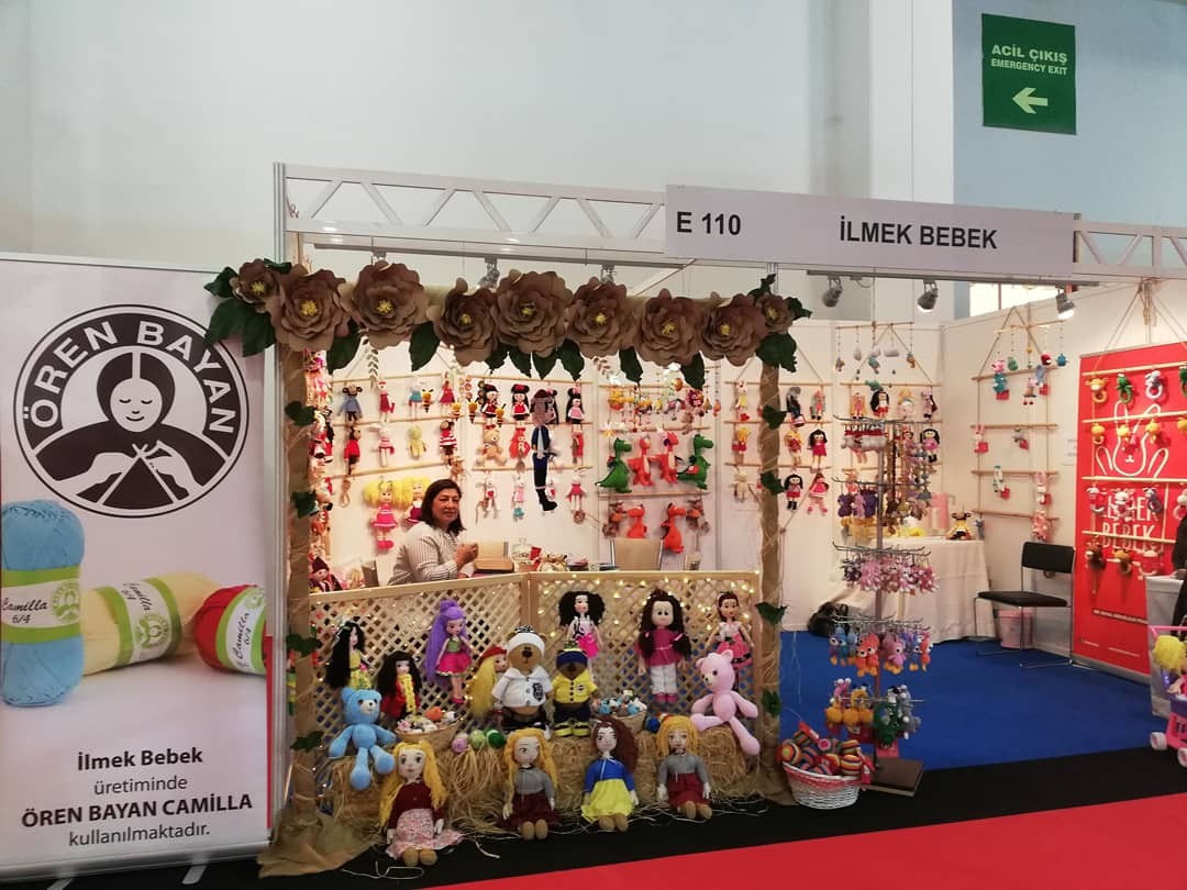 İlmek Bebek'in fuar standı ve ürün sunumu